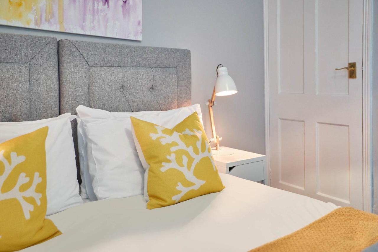 Eskdale House By Horizon Stays Darlington  Eksteriør billede
