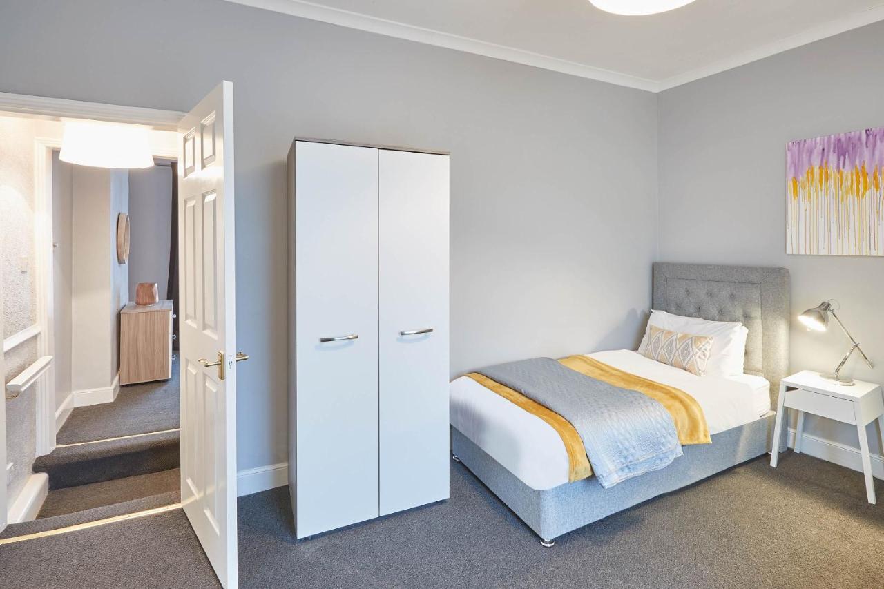 Eskdale House By Horizon Stays Darlington  Eksteriør billede